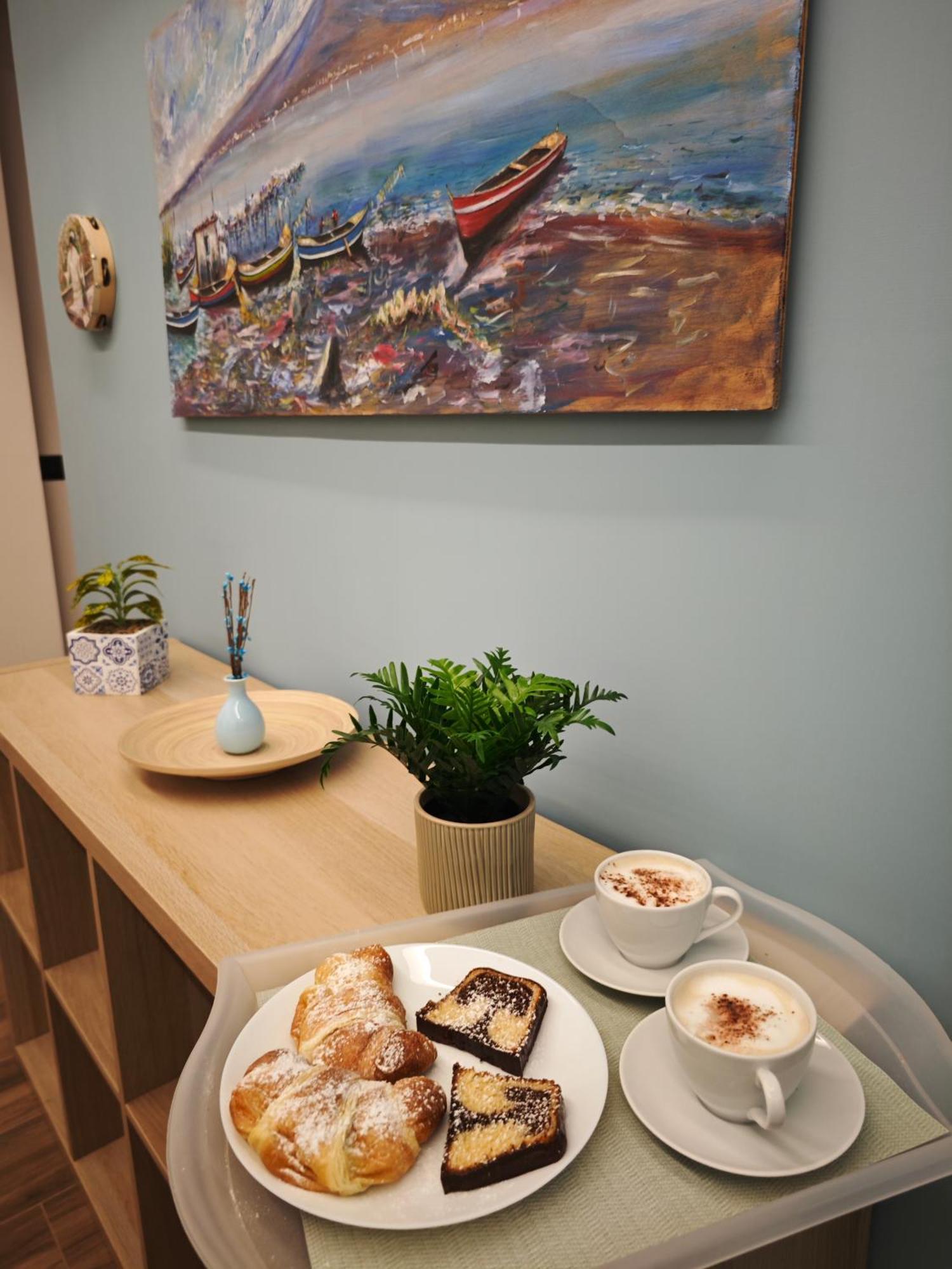 Napoli Central Capodichino B&B 外观 照片